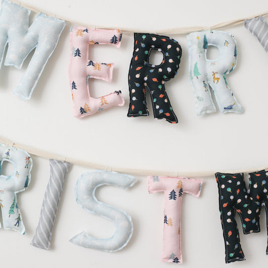 *Snowglobe Morning* Handmade Merry Christmas Garland