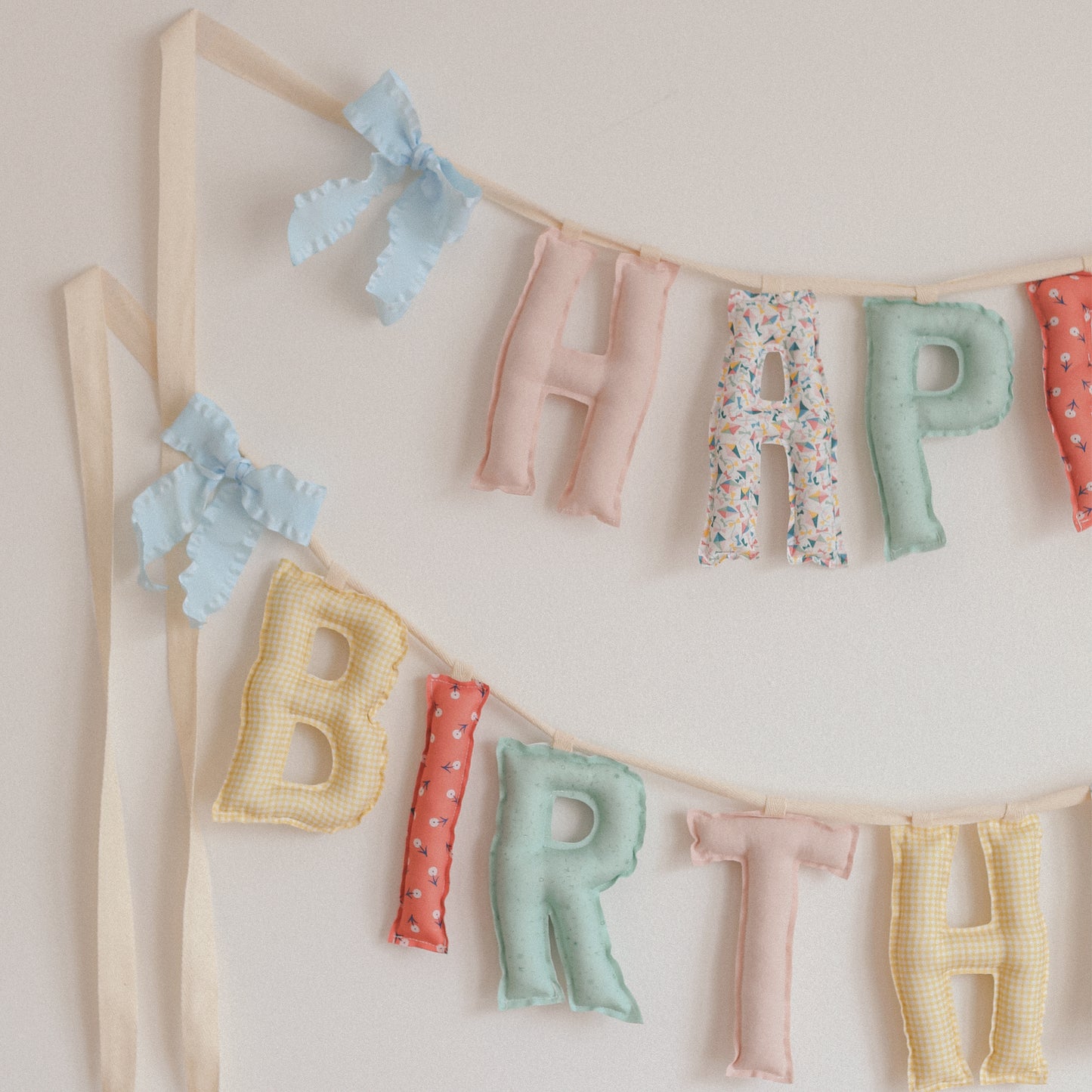 Picnic in the Park | Personalized Name Garland