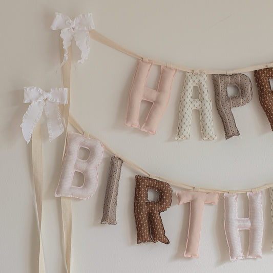 Rose & Linen | Happy Birthday Garland