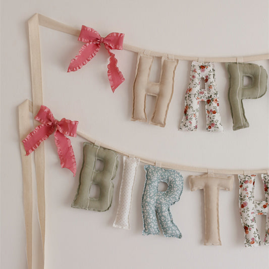 Whispering Blooms | Happy Birthday Garland