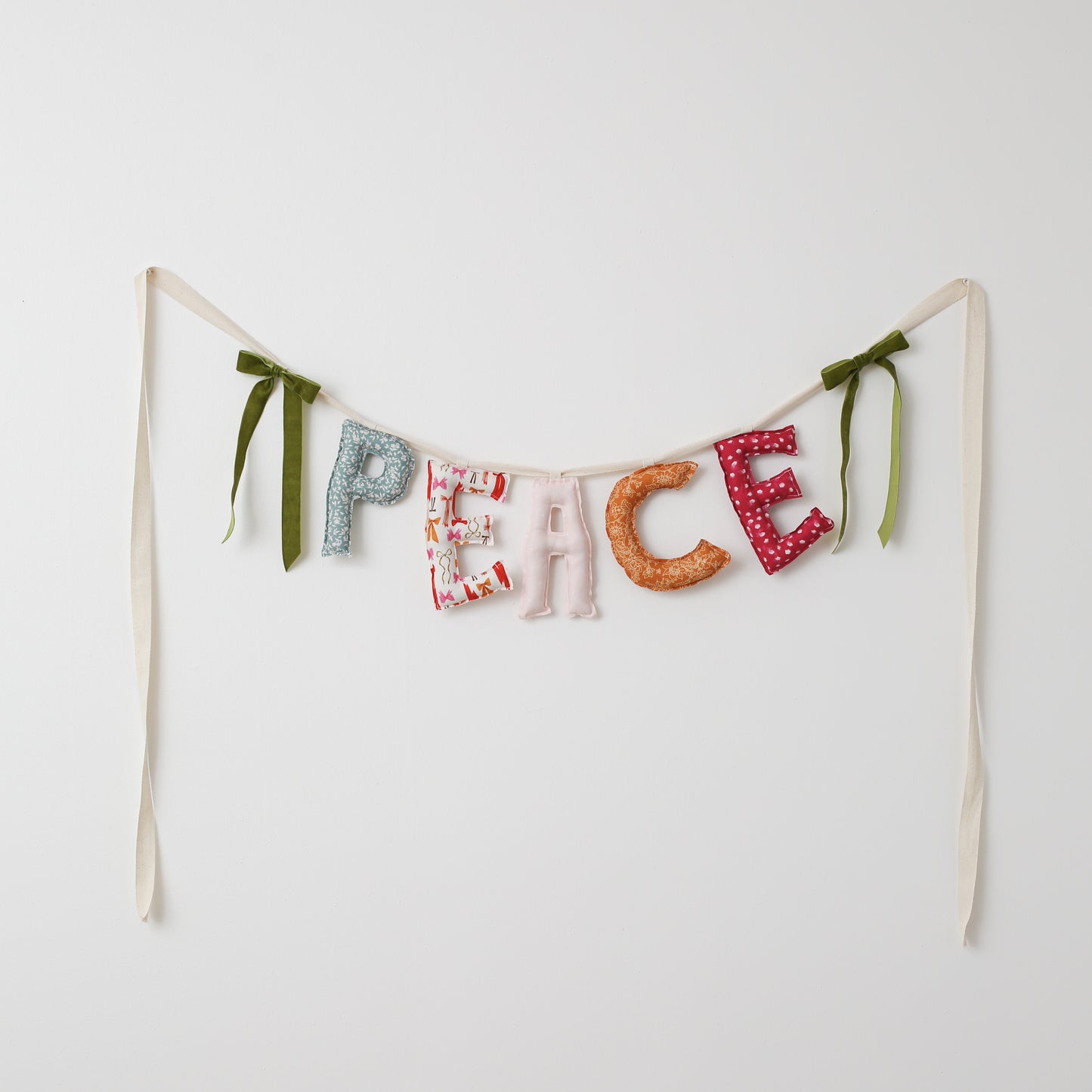 *Clementine Christmas* Handmade Peace Garland