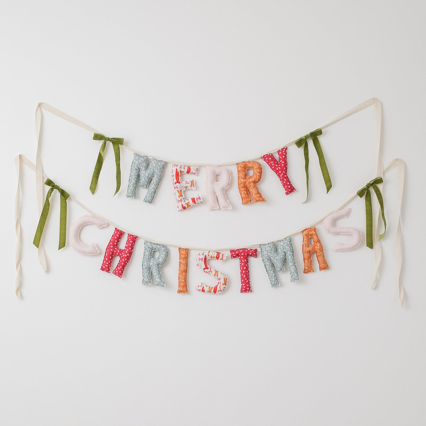 *Clementine Christmas* Handmade Merry Christmas Garland