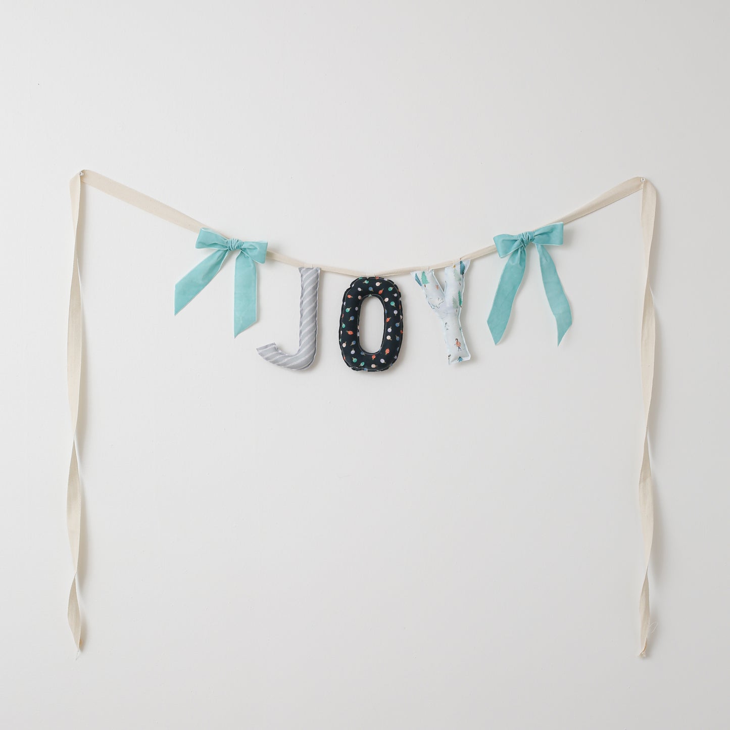 *Snowglobe Morning* Handmade Joy Garland